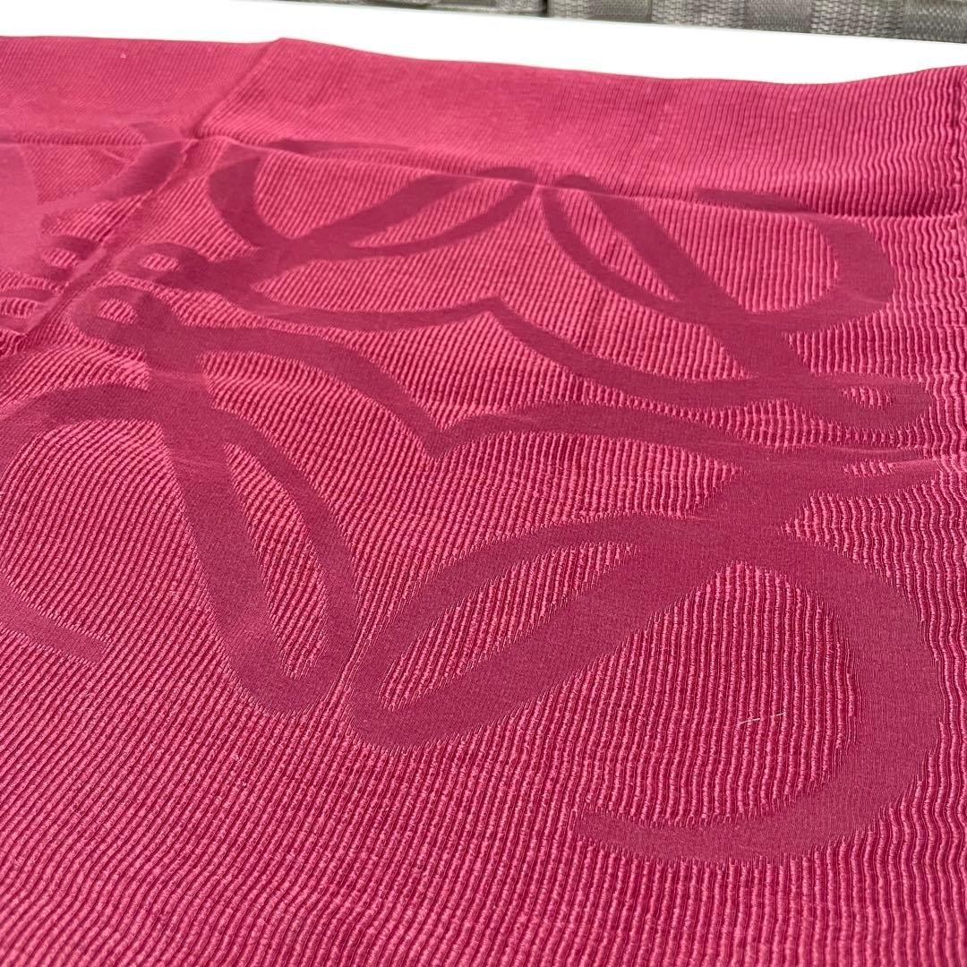 と*ろ様 LOEWE アナグラム　ボルドー　フリンジ付きマフラー