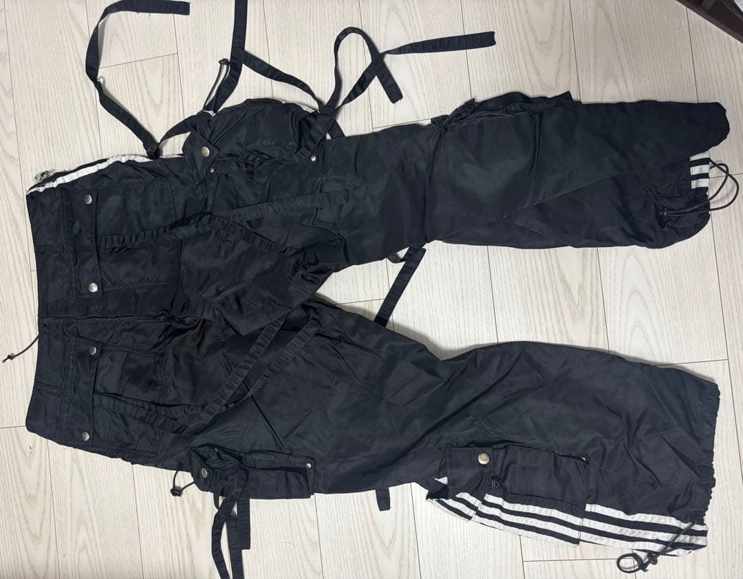 GS the ultimate experience テクノパンツ