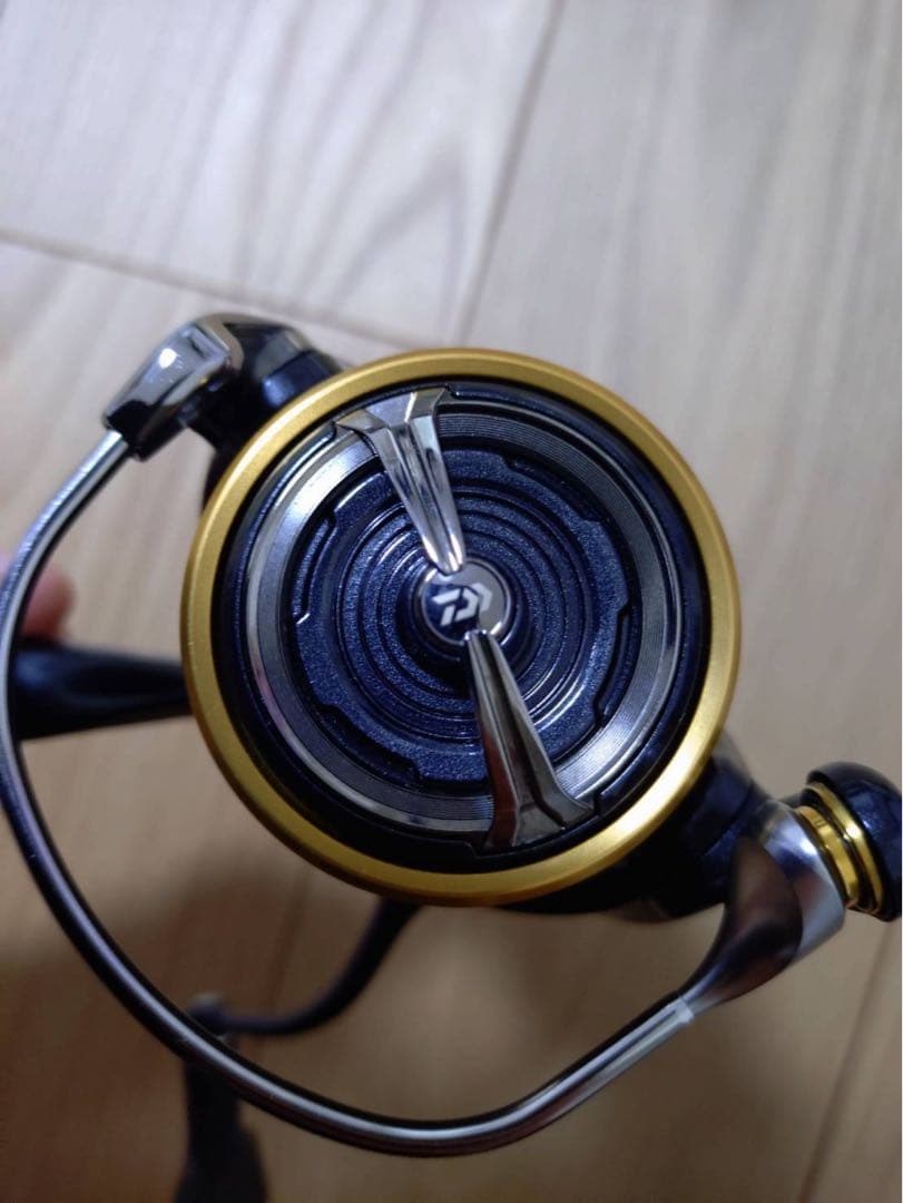 リール DAIWA 21CALDIA LT3000-CXH