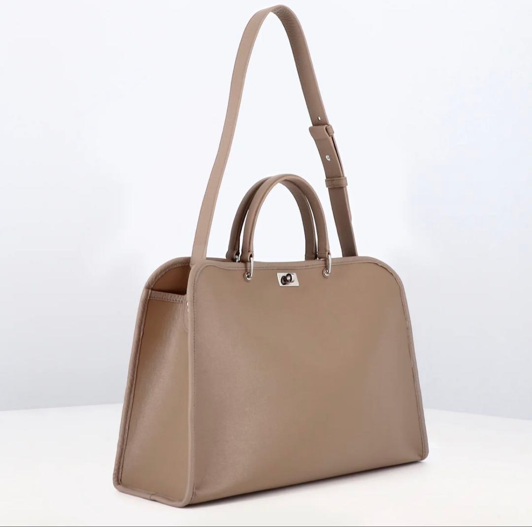 【しゅうページ】michino paris サンジェルマンバッグ　ベージュ