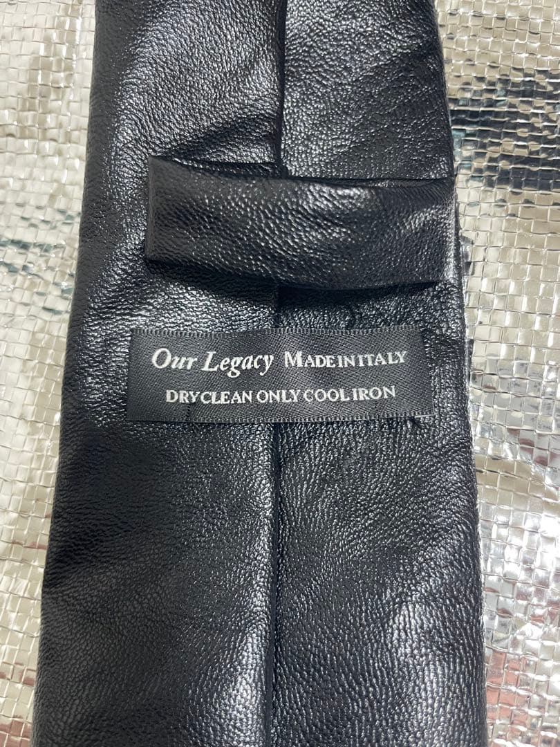 【OUR LEGACY】フェイクレザータイ アワレガ　レザータイ