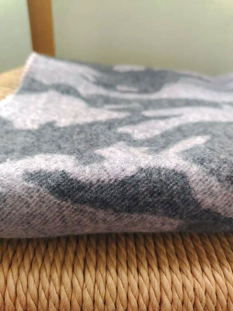 【訳あり】ルシアンペラフィネ　迷彩柄　カシミア　ストール　 グレー×ピンク