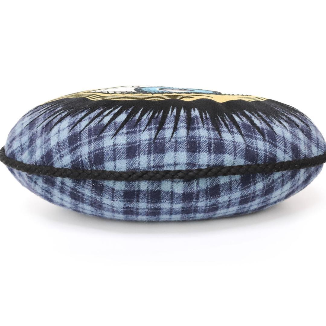 グッチ　GUCCI スターアイ　デコラティブ　クッション 696789