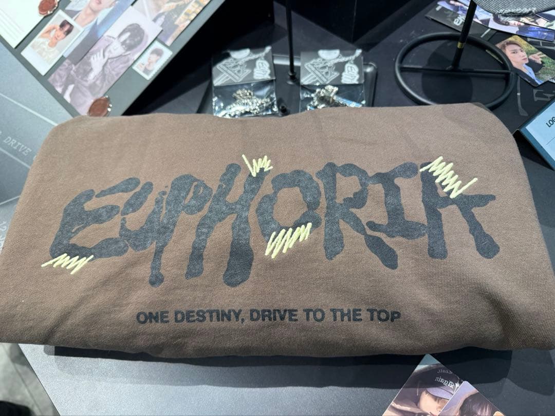 ALPHADRIVEONE ALD1 EUPHORIA パーカー サンウォン