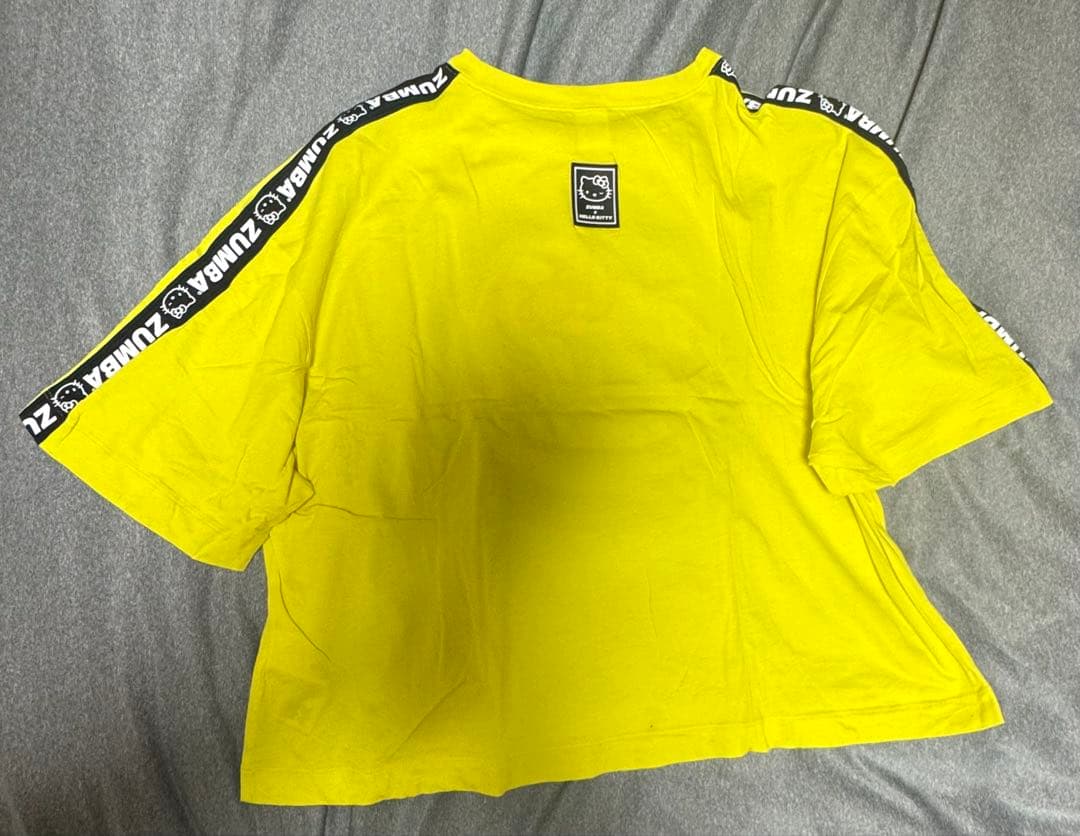 は　　ZUMBA x HELLO KITTY 豪華4点セット