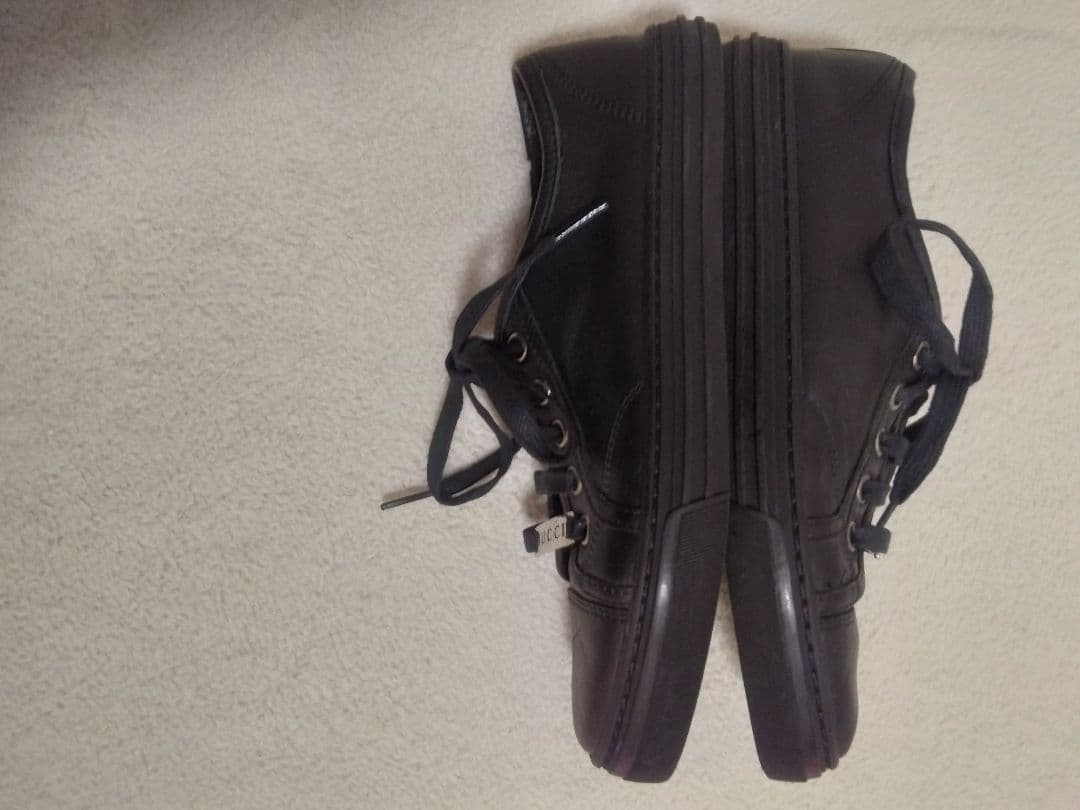 GUCCI グッチ レザー プレート スニーカー 35　1/2 約22.5cm