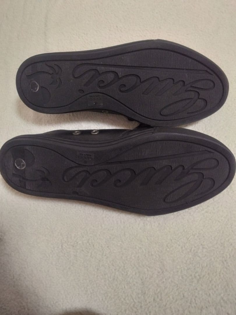 GUCCI グッチ レザー プレート スニーカー 35　1/2 約22.5cm