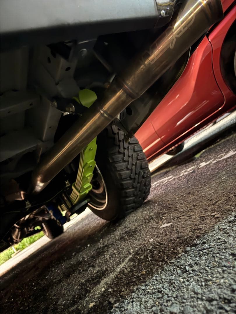 ハイエース200系　アメンド製 マフラー　可変バルブつき　2L ガソリン　上げ用