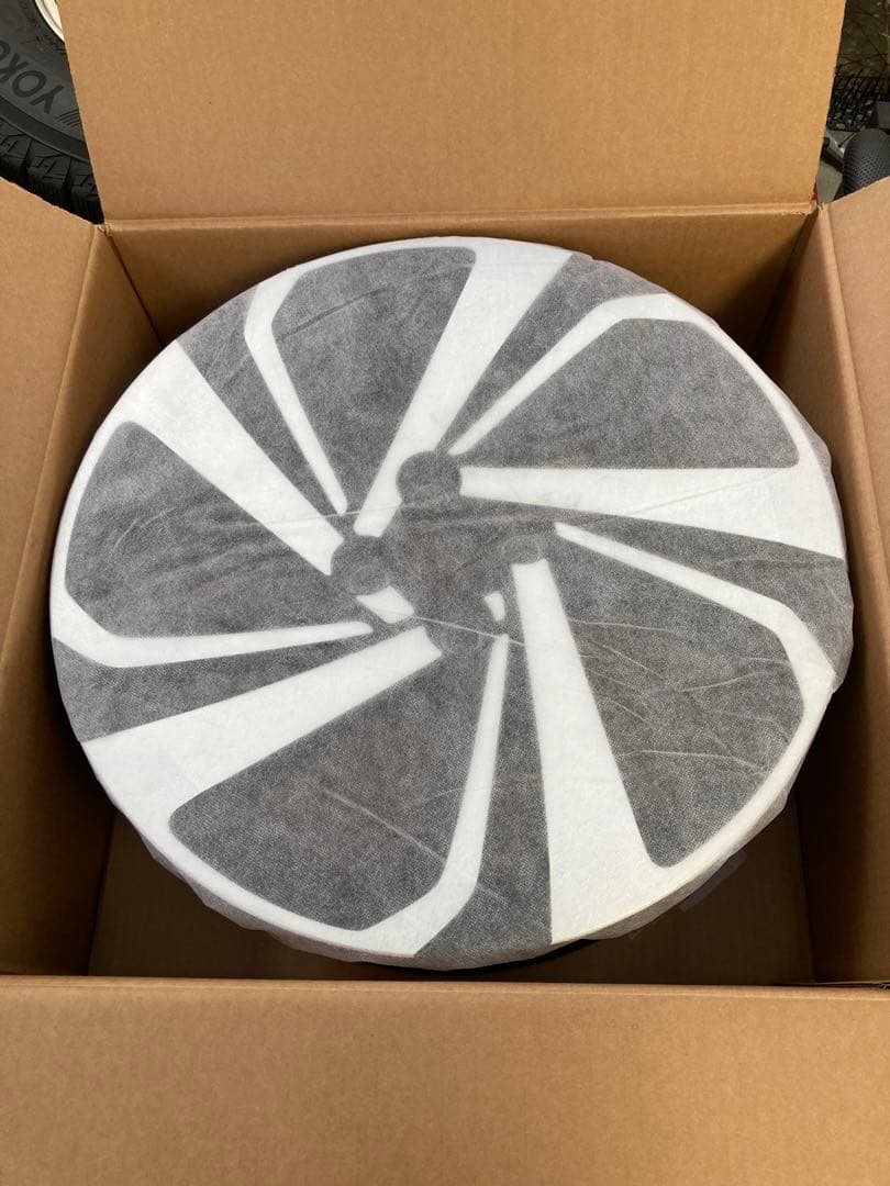 トヨタ　ライズZグレード　ガソリン車 17インチ ホイール