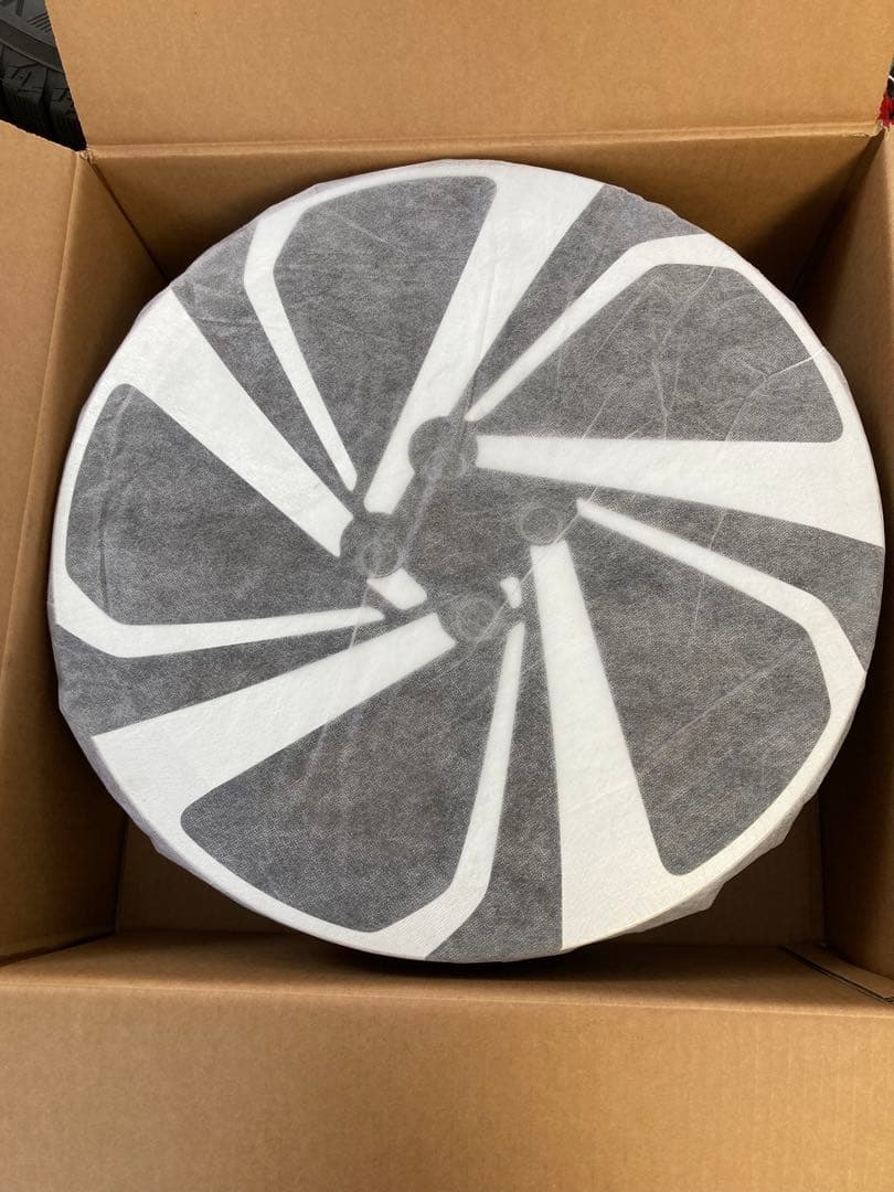 トヨタ　ライズZグレード　ガソリン車 17インチ ホイール