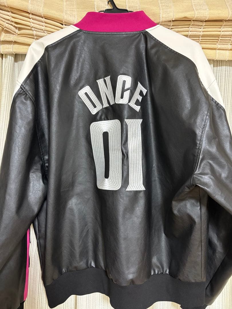 TWICE TEAM TWICE ジャケット