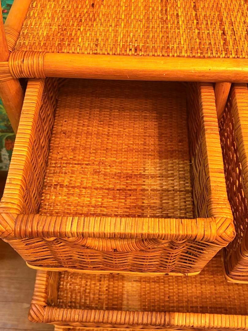 美品■昭和レトロ ラタン 4段　チェスト箪笥 コイズミ