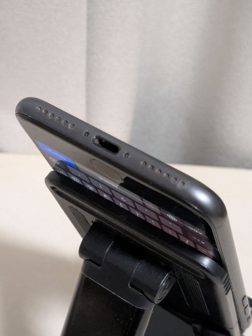 スマートフォン本体 iphone8 64GB