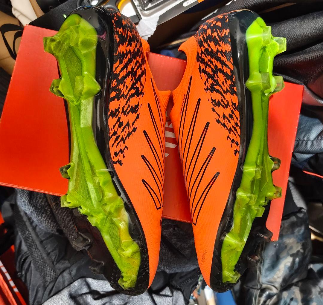 New Balance Furon V6 サッカーシューズ