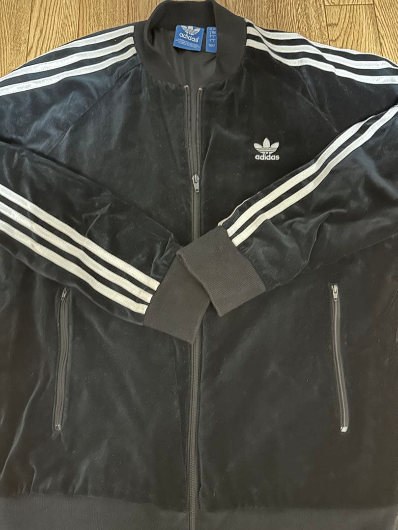 ネコ11 adidas ベロアジャケット ブラック S/M