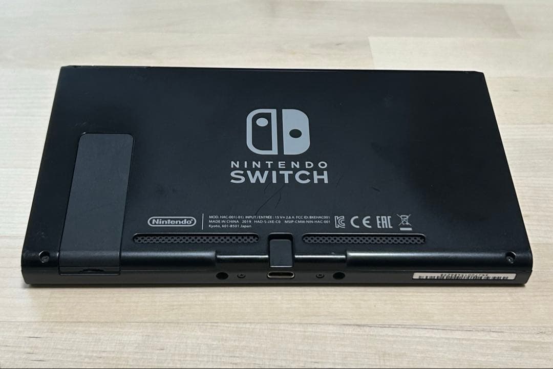 Nintendo Switch 本体 箱付属品完備 動作確認済 目立った傷なし