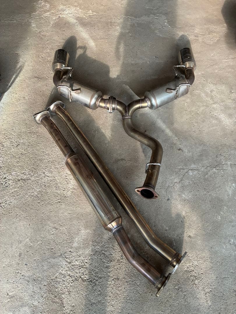 86 BRZ ロッソモデロマフラー　車検用中間パイプとストレートパイプ