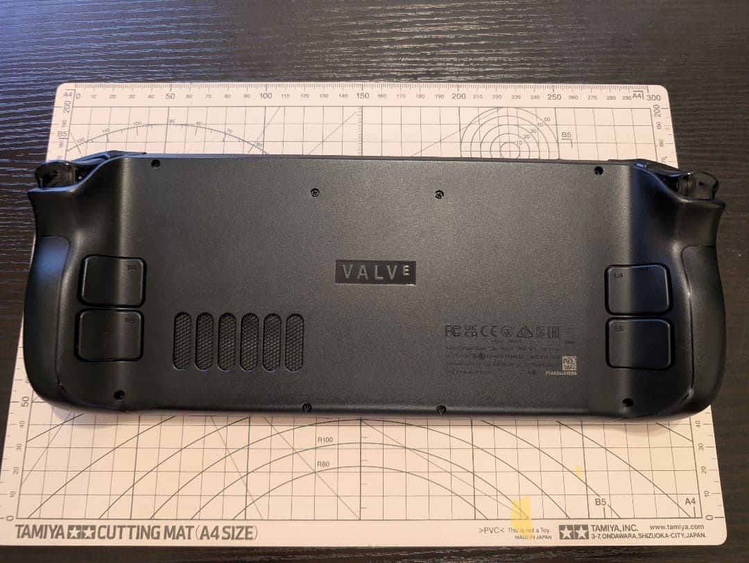 Steam Deck LCD 512GB + ドッキングステーション