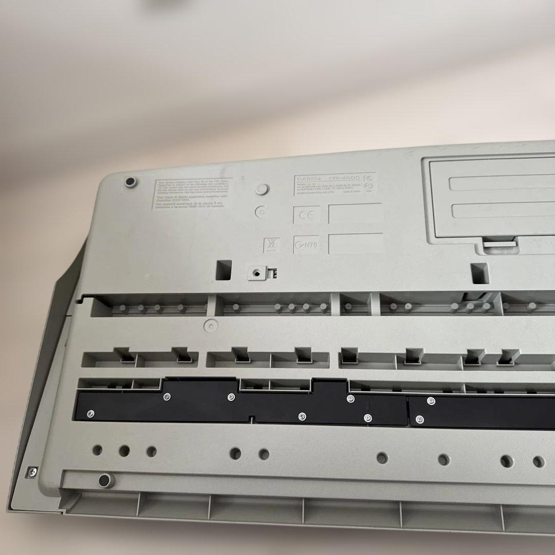 【美品】CASIO CTK-4000 電子キーボード　電子ピアノ本体　アダプタ付