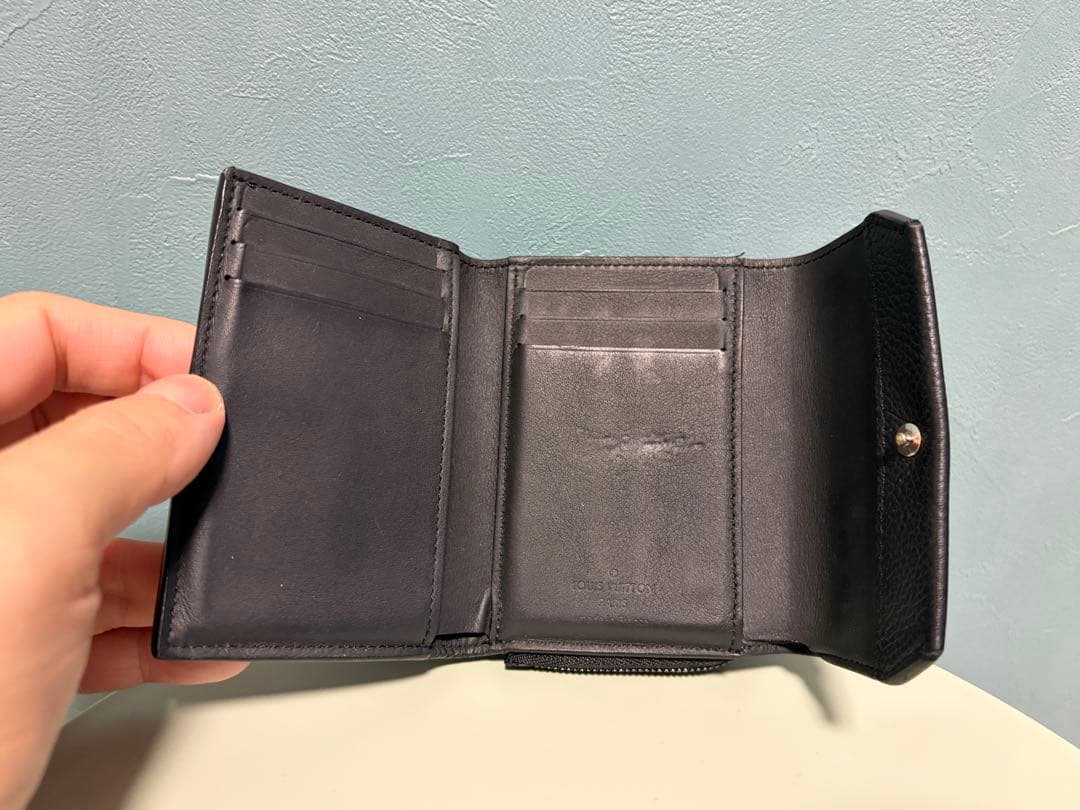 最終値下げ ルイ・ヴィトン ポルトフォイユ・パイロット