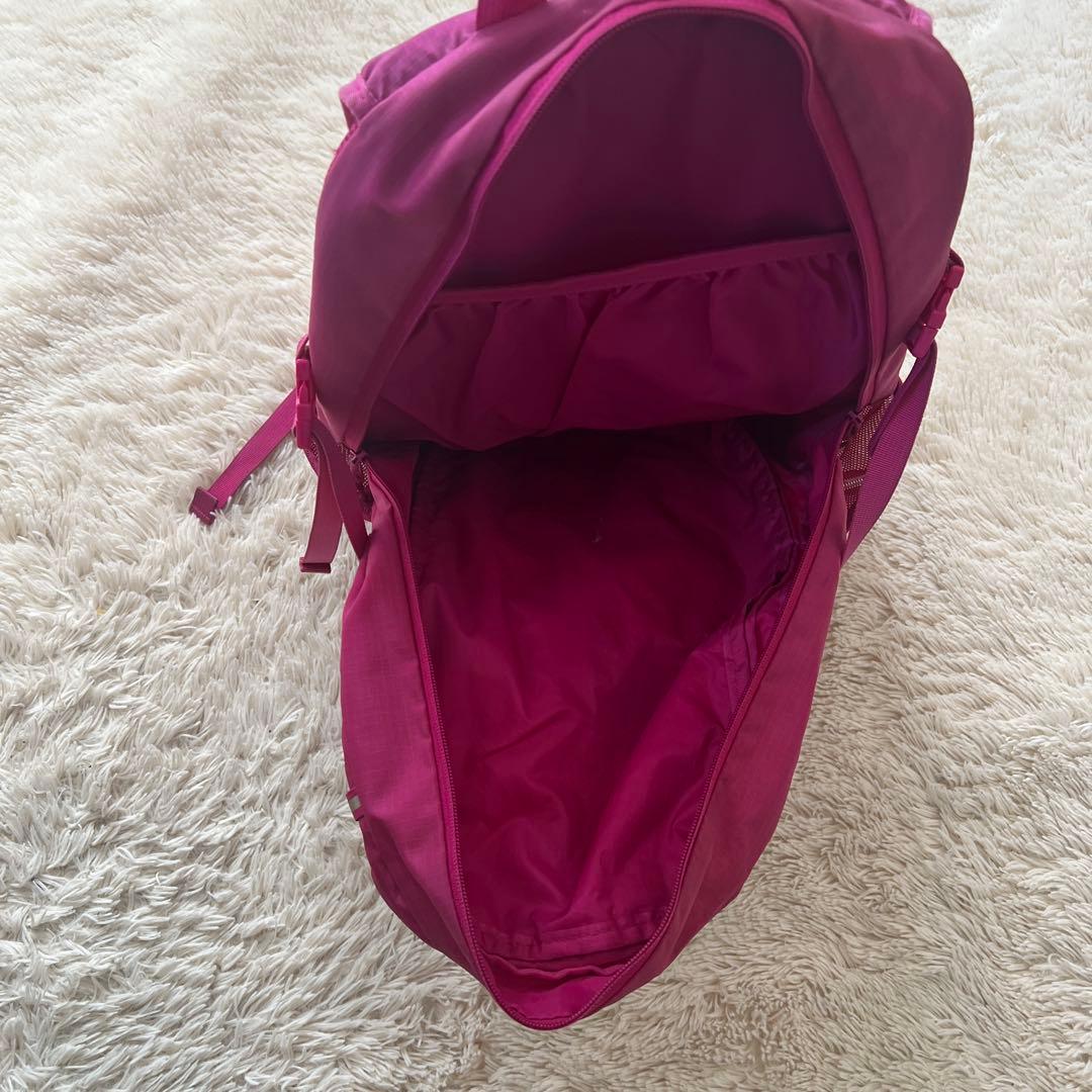 Supreme ピンク リュック・バックパック 17ss