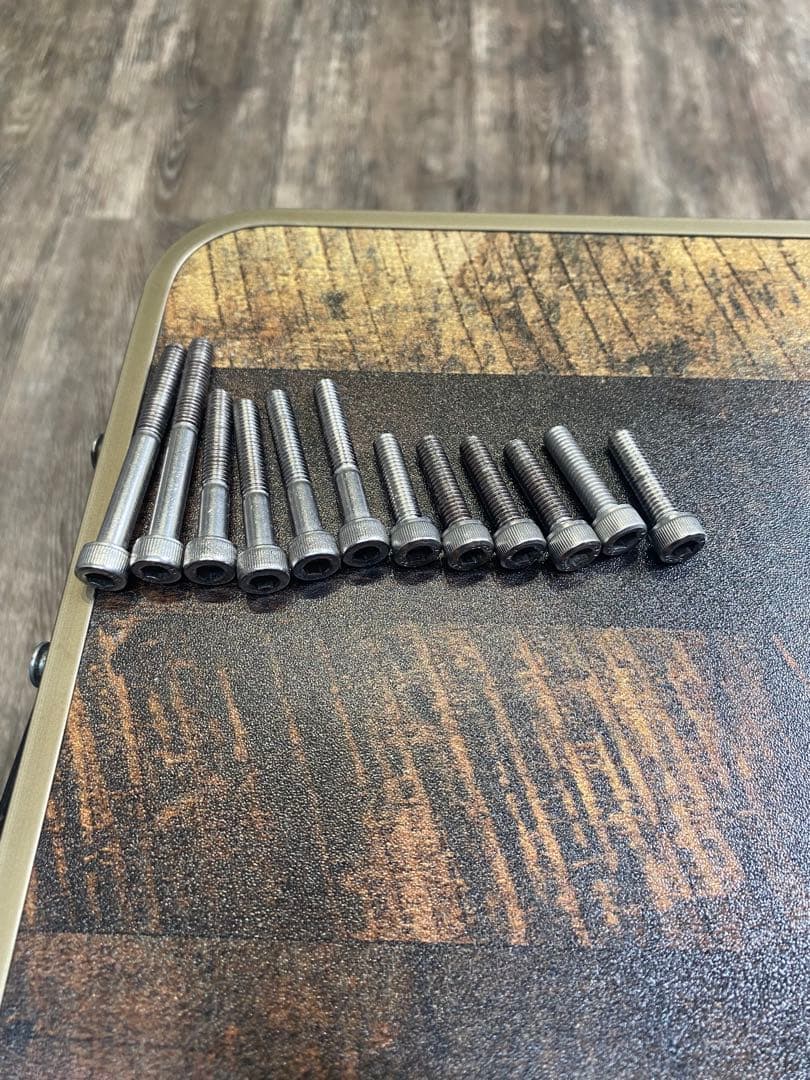 GPZ900rクラッチカバー&ステンレスボルト