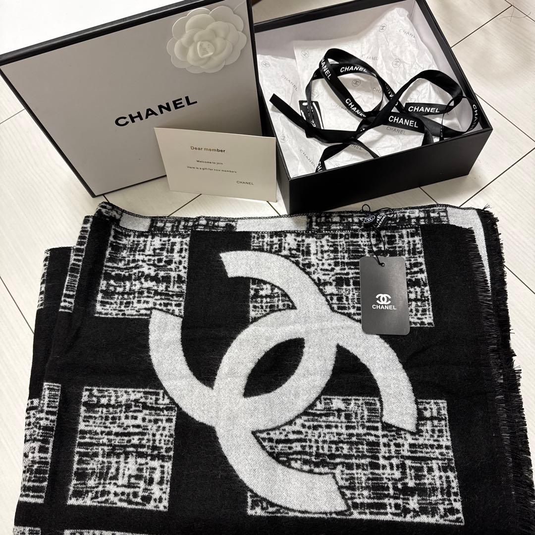 【希少・極美品】シャネル VIPノベルティ リバーシブル 大判スカーフ マフラー