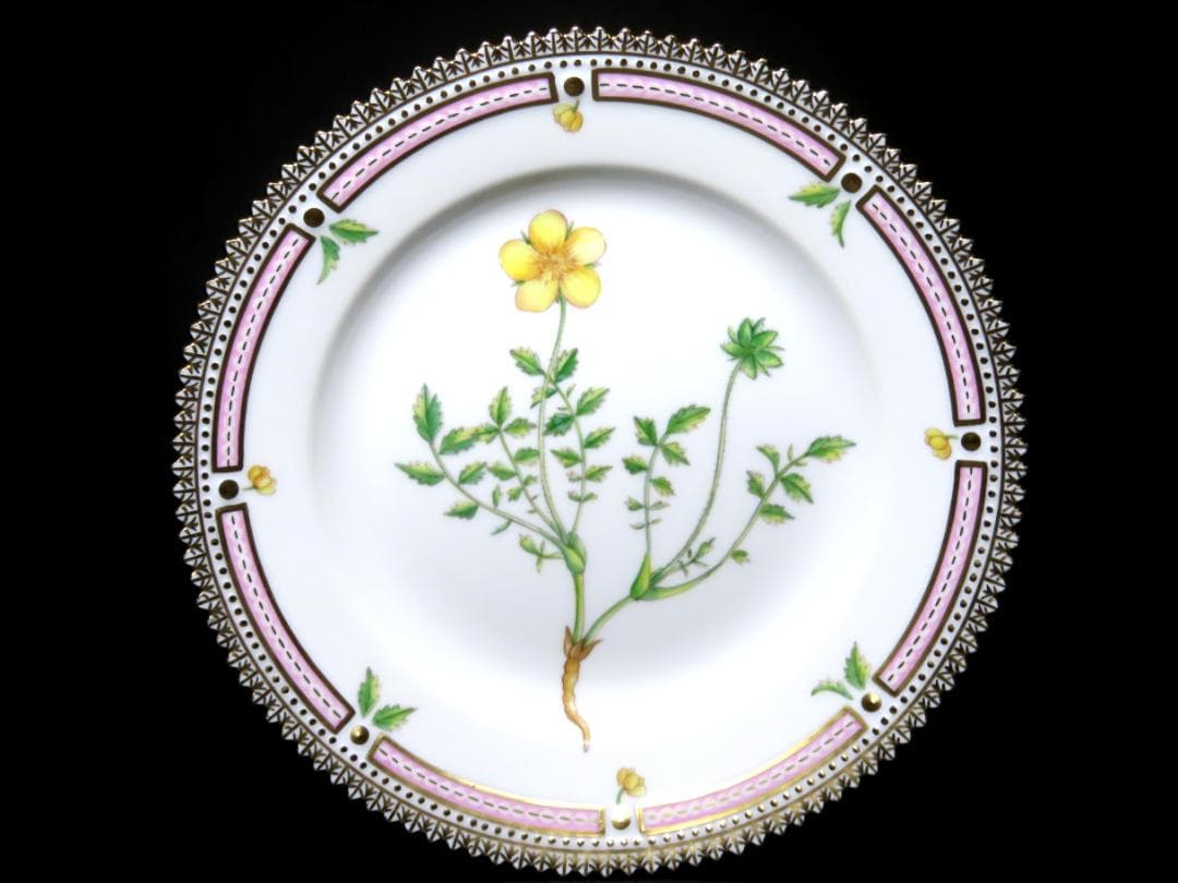 【ロイヤルコペンハーゲン】　プレート　　フローラダニカ