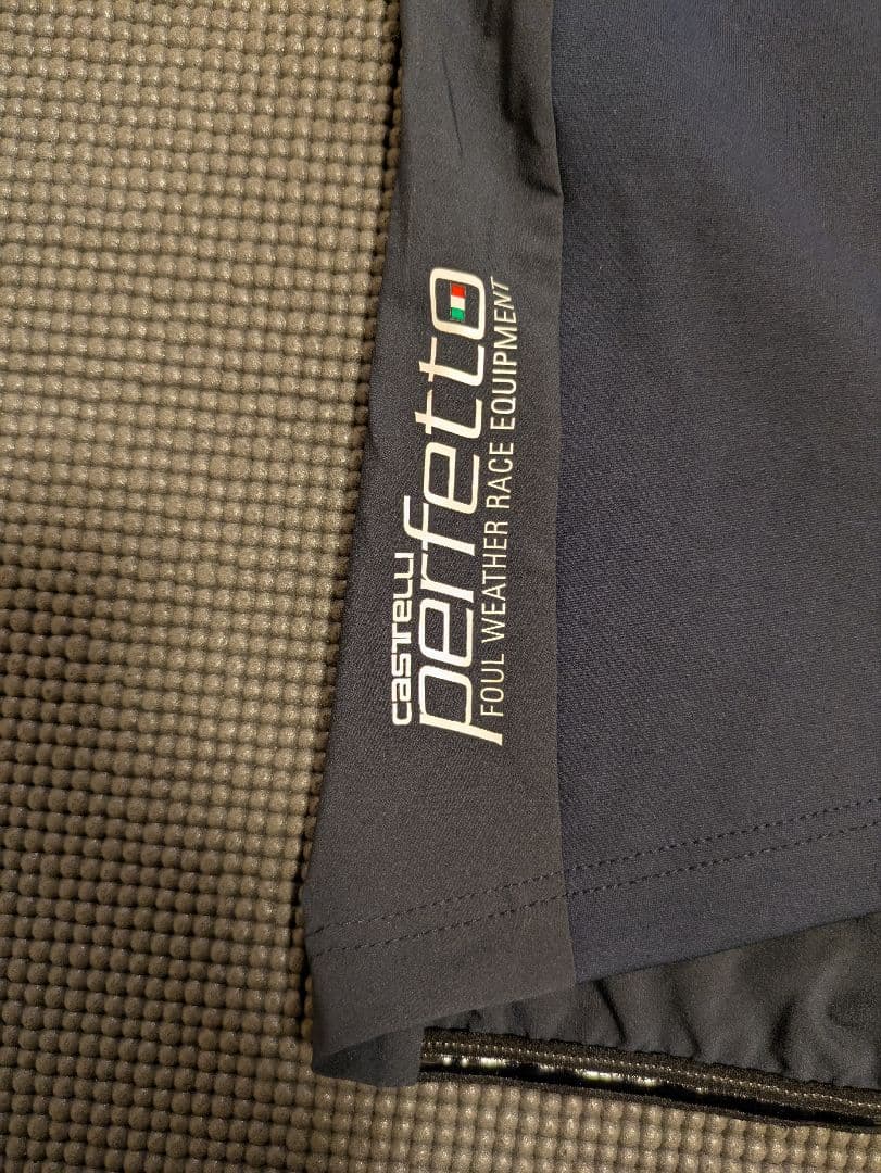castelli　PERFETTO RoS 2 VESTサイズM