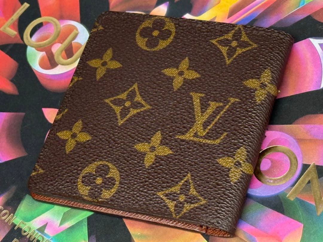 極美品！ルイヴィトン　ポルトビエ・6カルトクレディ　二つ折り財布