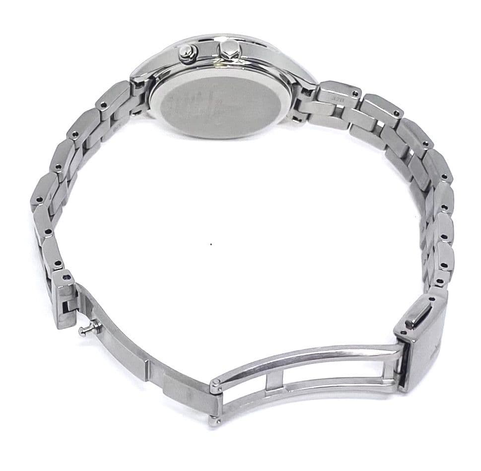 SEIKO　LUKIA　ルキア　ラッキーパスポート　電波ソーラー　ダイヤシールド