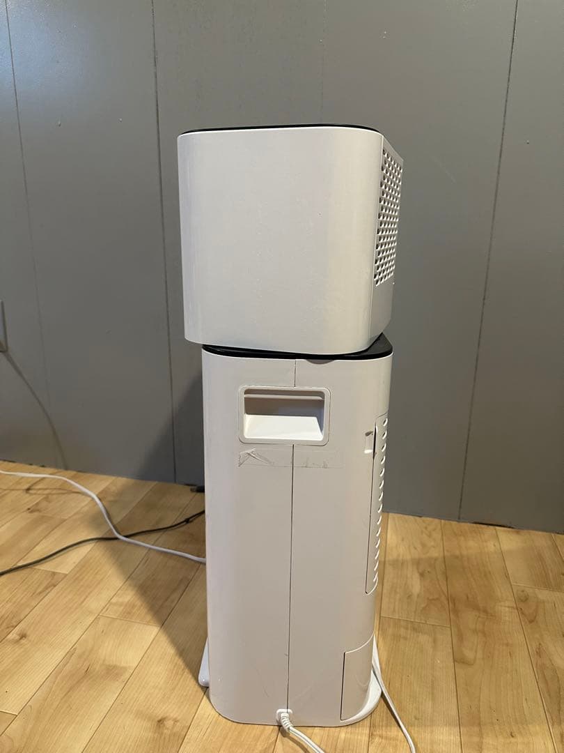 アイリスオーヤマ 除湿機 IJD-150-W ホワイト　取説付き