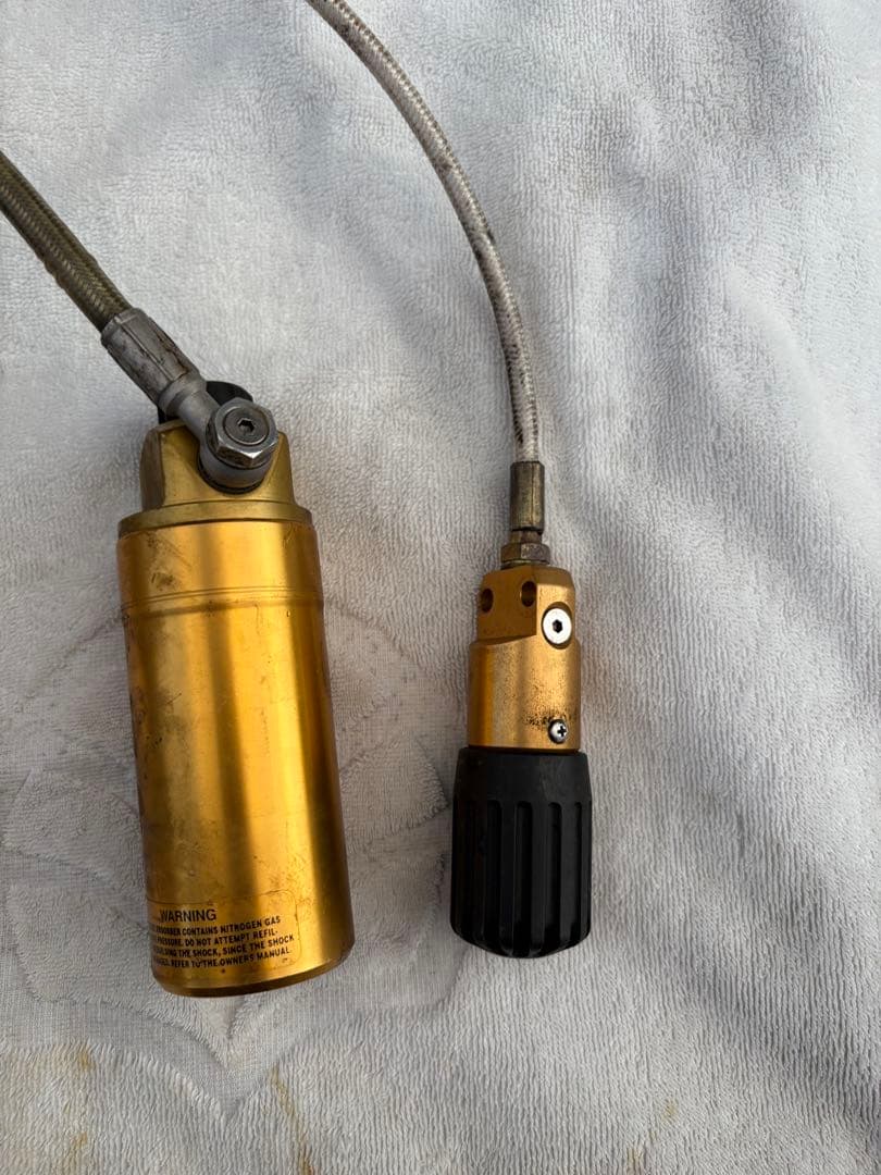 GPZ900R オーリンズリアサス