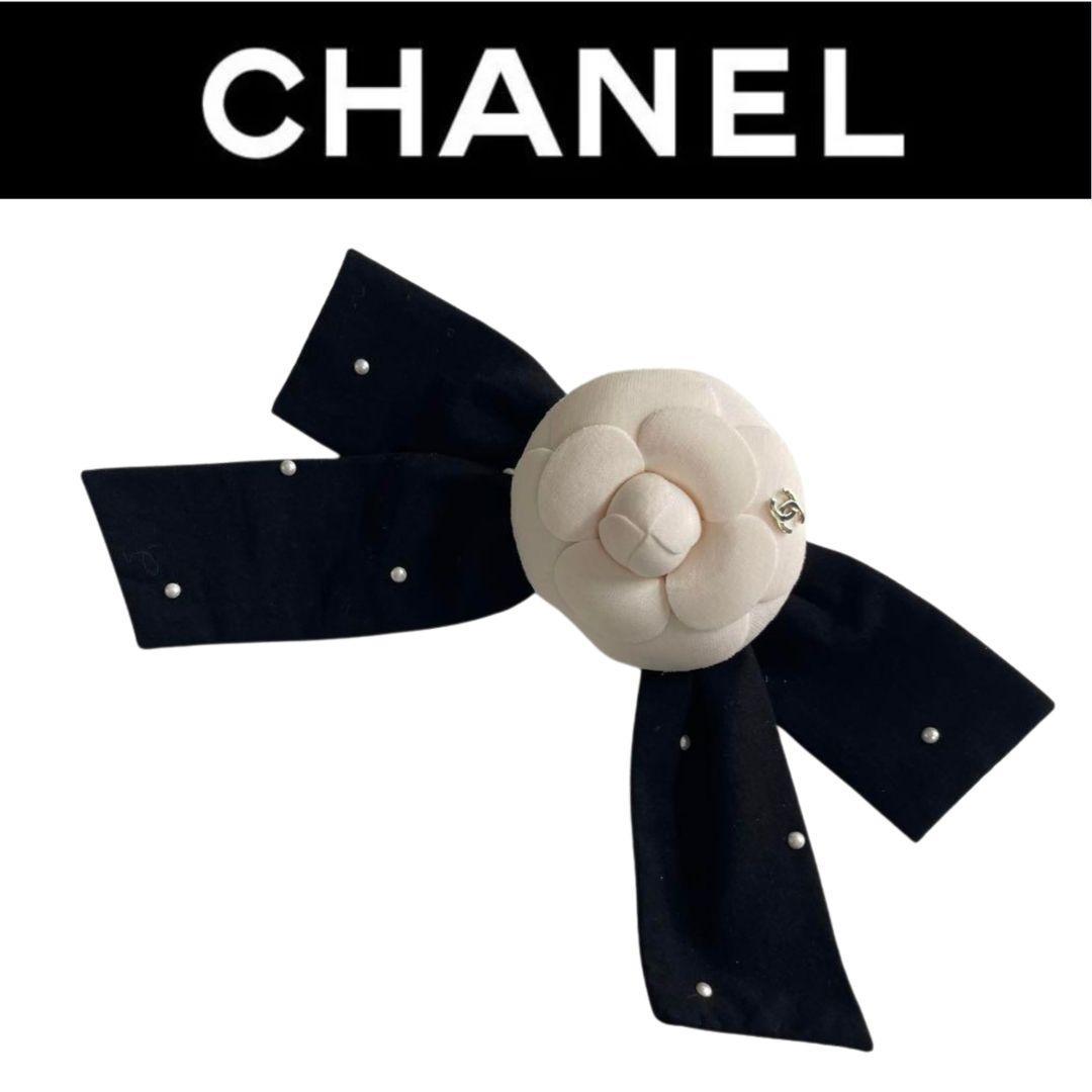 新品未使用 シャネルボウバレッタ カメリア 2024/25年クルーズコレクション