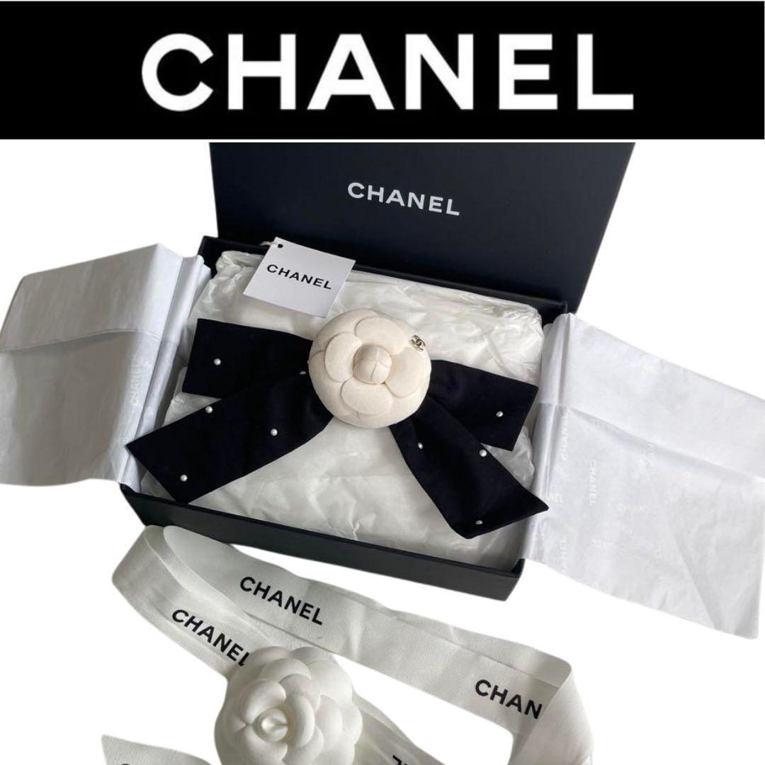 新品未使用 シャネルボウバレッタ カメリア 2024/25年クルーズコレクション