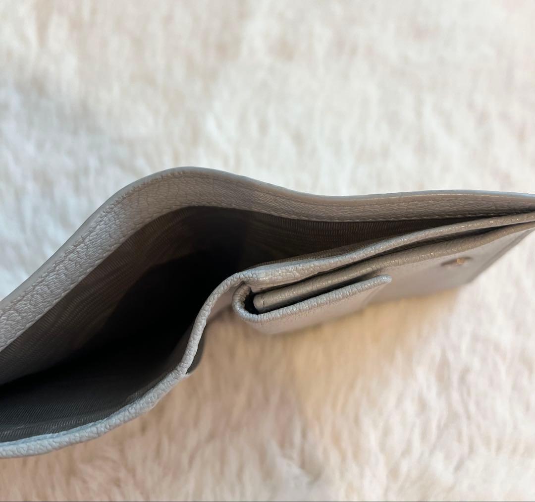 miumiu 財布　ウォレット　マドラスレザー　パール　ライトブルー　二つ折り