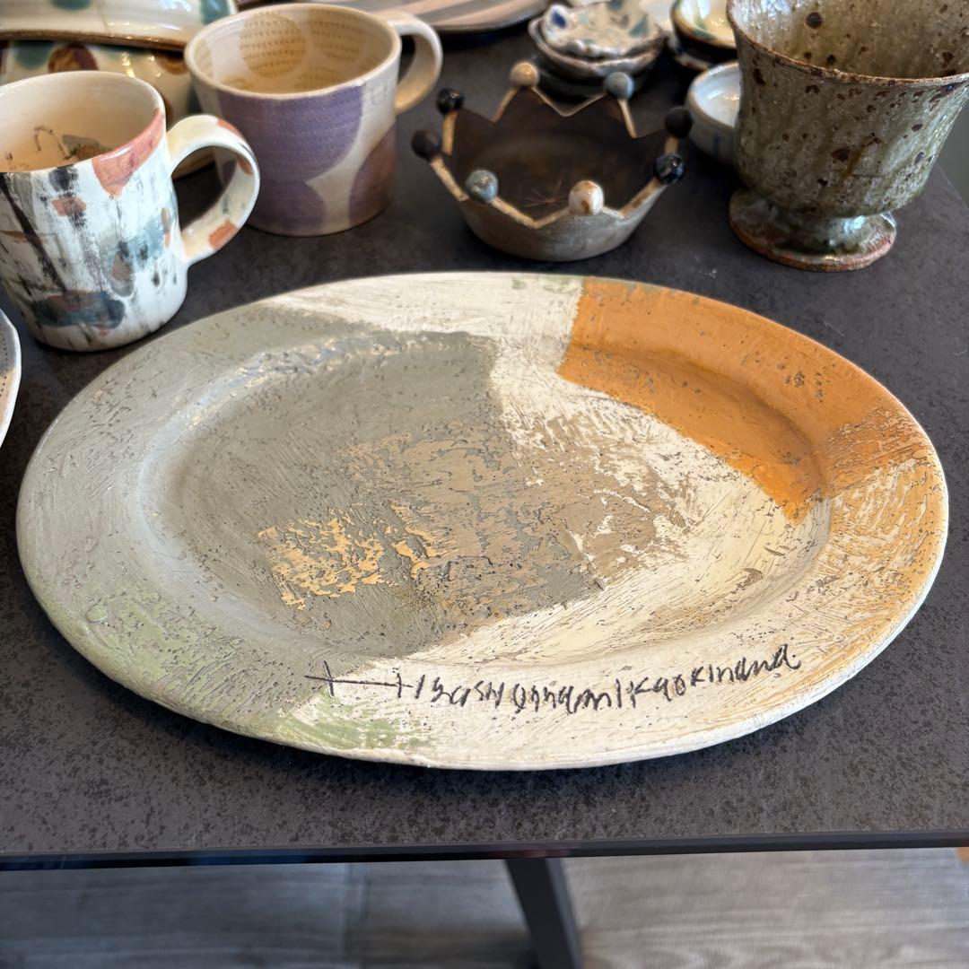 東恩納美架さんオーバル皿