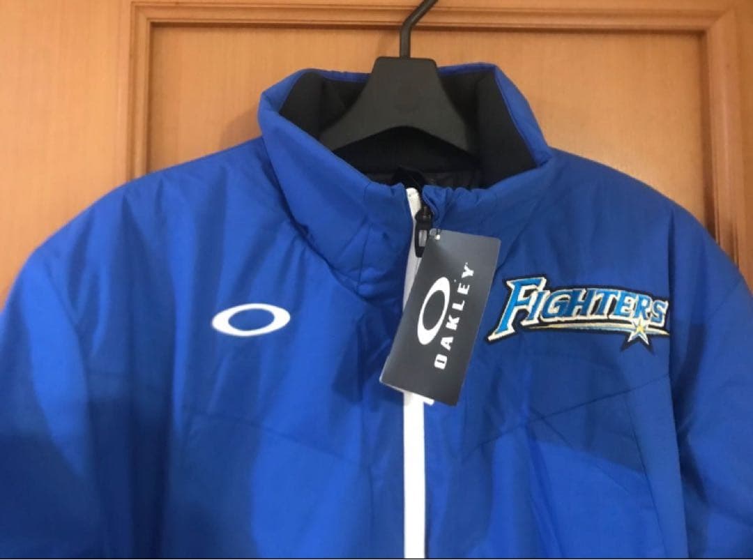 オークリー 日本ハム ファイターズ 中綿 ナイロン ジャケット XXL 大谷翔平
