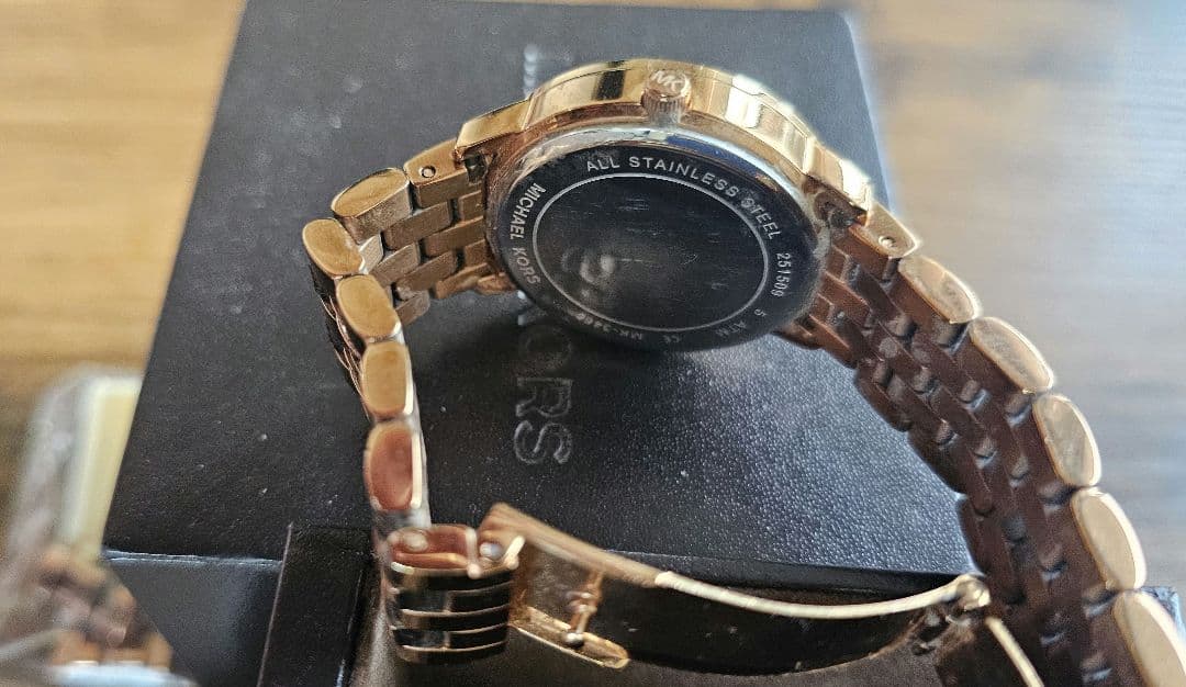 【ハワイ購入品】美品 MICHAEL KORS 腕時計 本体 箱付 HAWAII