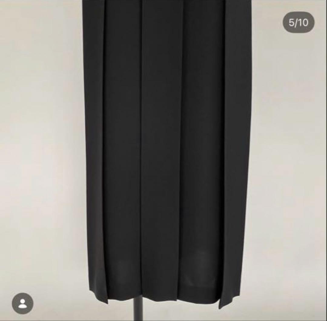 [新品未使用]LOHENローヘン　ワイドプリーツ２wayワンピース ブラック