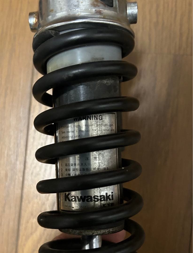 最終値下げ！ゼファー1100 リアサス 左右 カワサキZRT10A