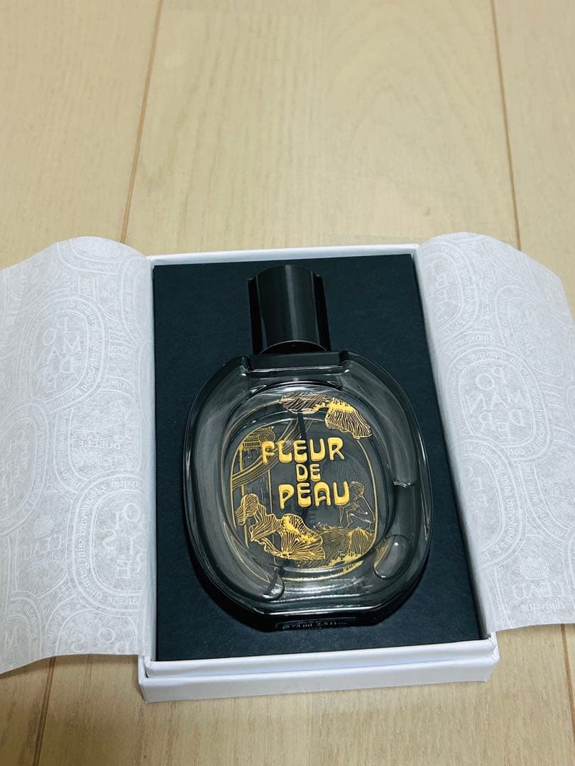 Diptyque FLEUR DE PEAU 75mL + おまけ付き