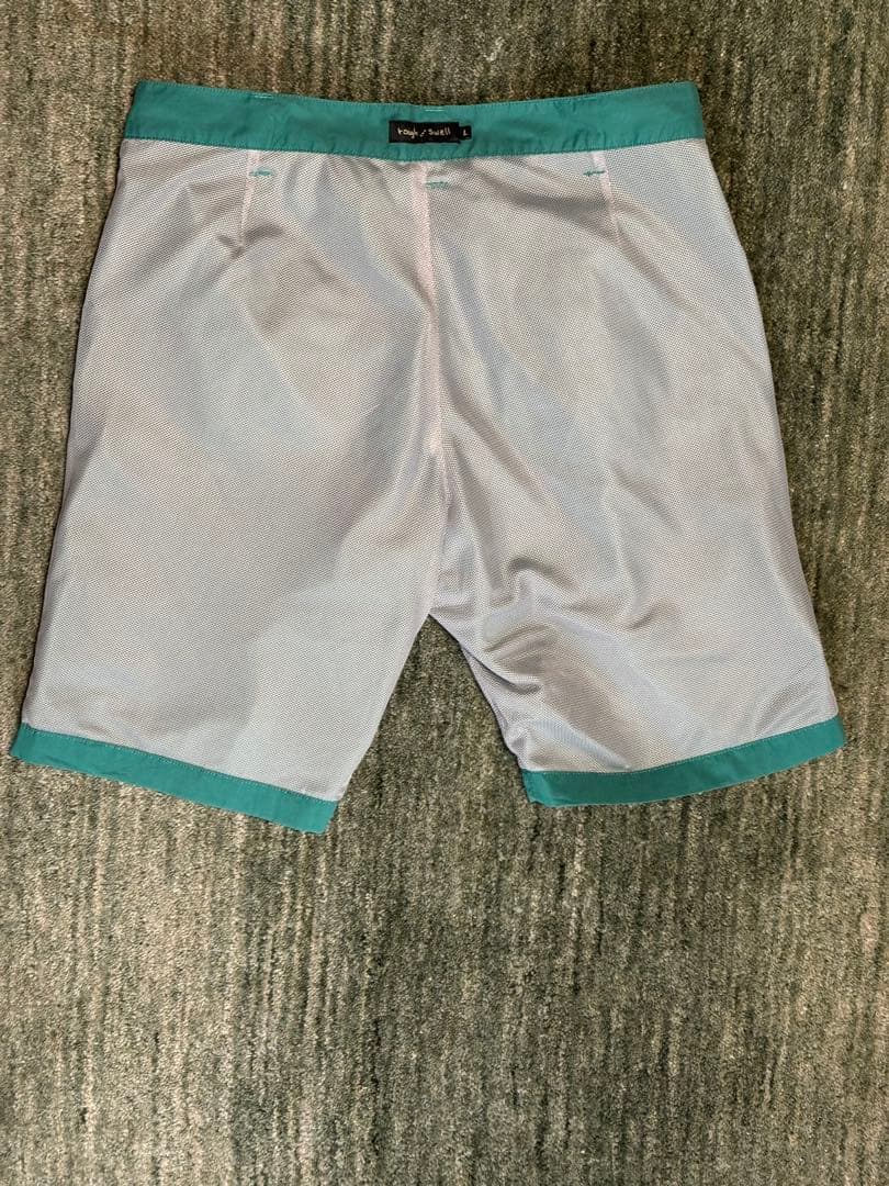 ROUGH AND SWELL ショートパンツ　Ｌ