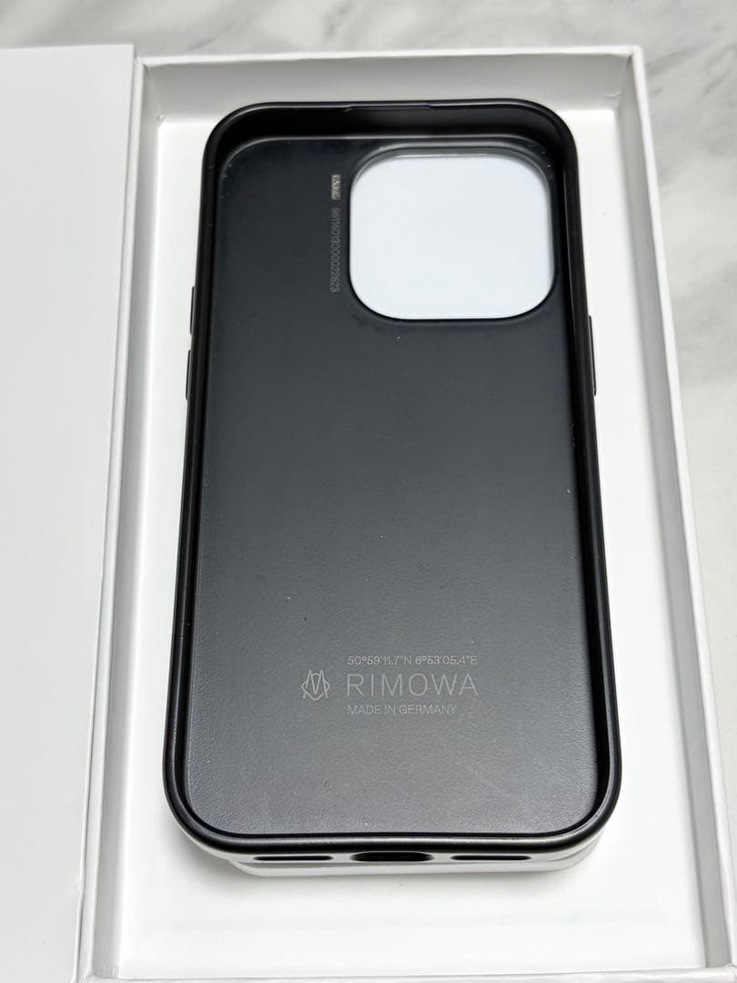 RIMOWA ブラック iPhone 15 PRO