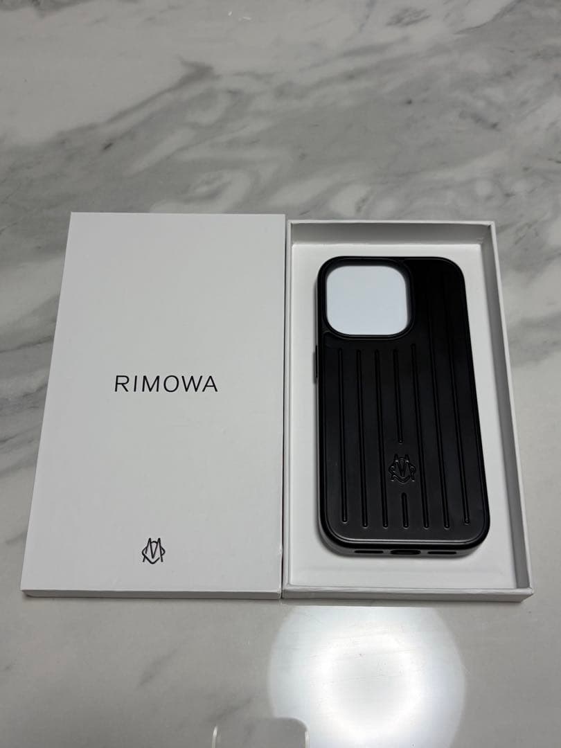RIMOWA ブラック iPhone 15 PRO