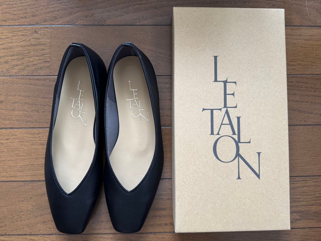 新品 ルタロン スクエアVカットフラット 22.5 フラットシューズ