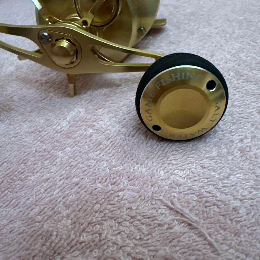 CALCUTTA CONQUEST 101HG ゴールド ベイトリール