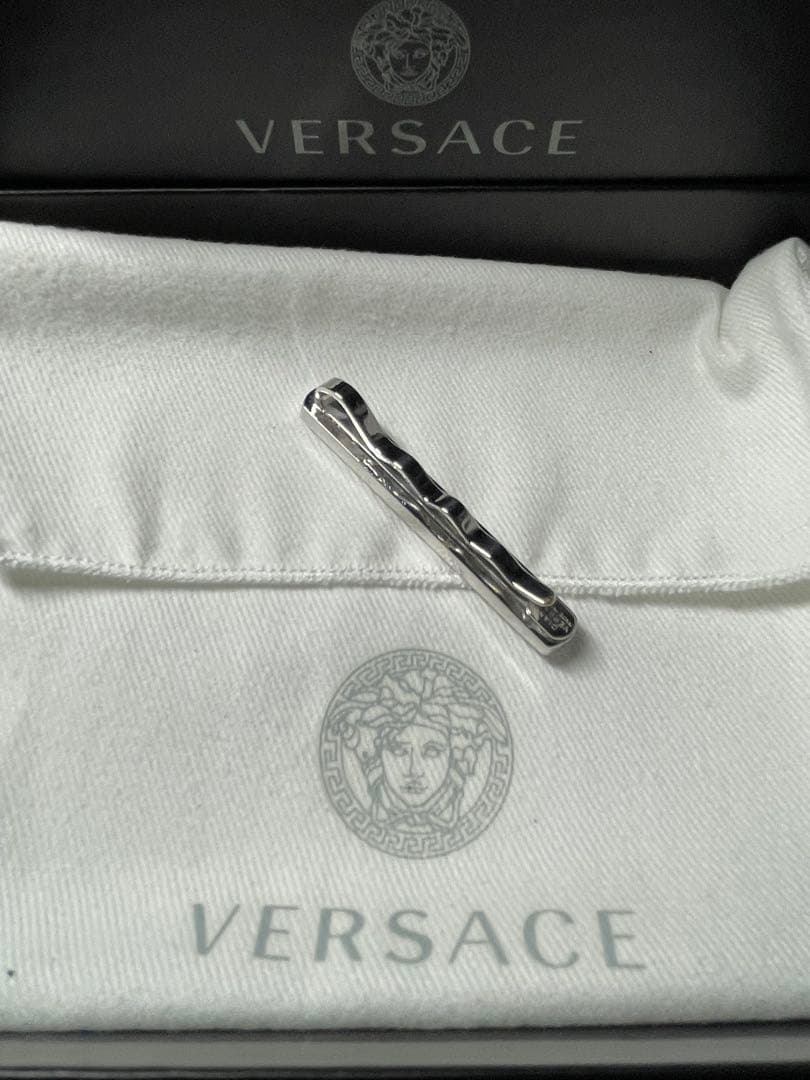 ヴェルサーチ ジャンニ　GIANNI VERSACE ネクタイピン　小物