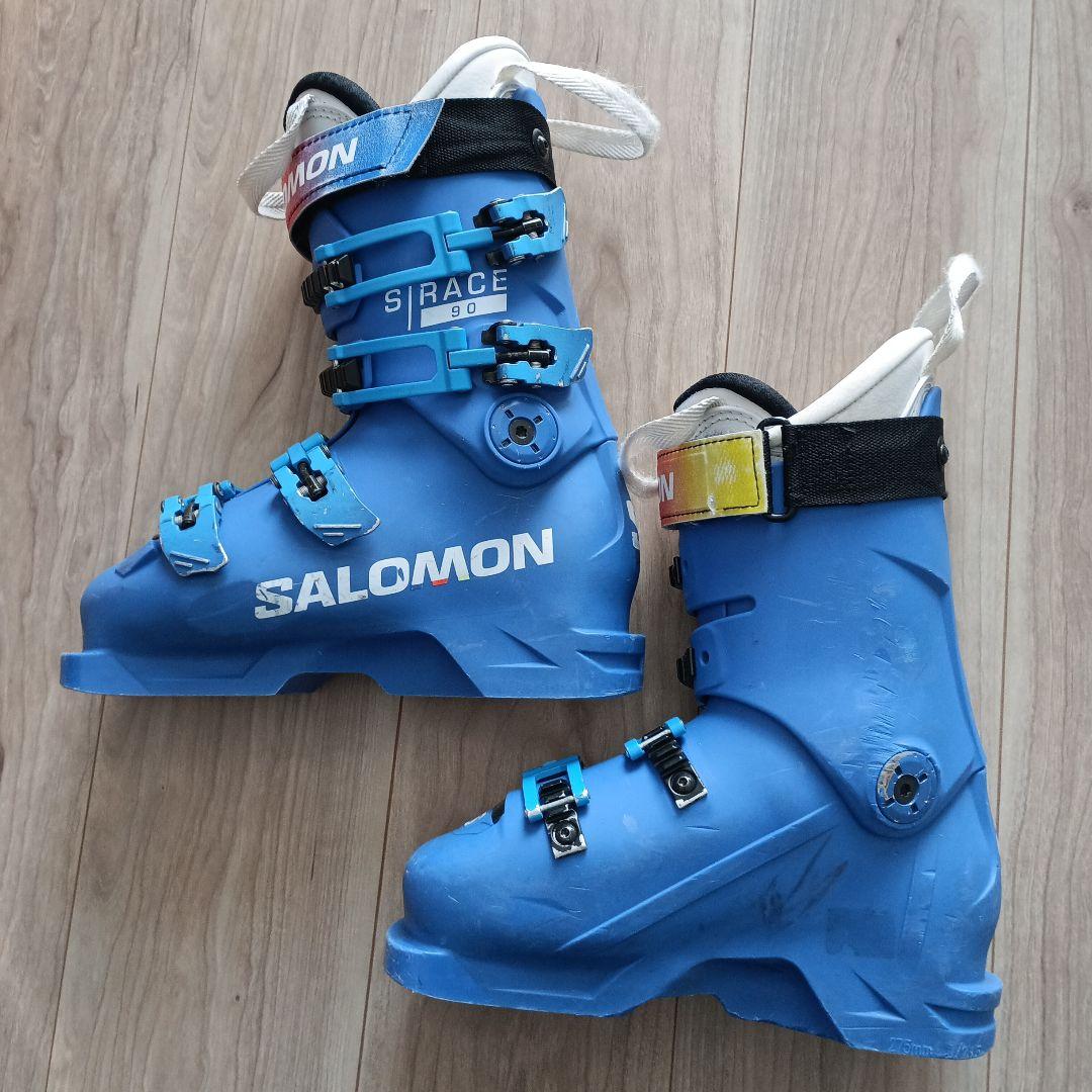 ★中敷き未使用★　SALOMON　スキーブーツ　23-23.5
