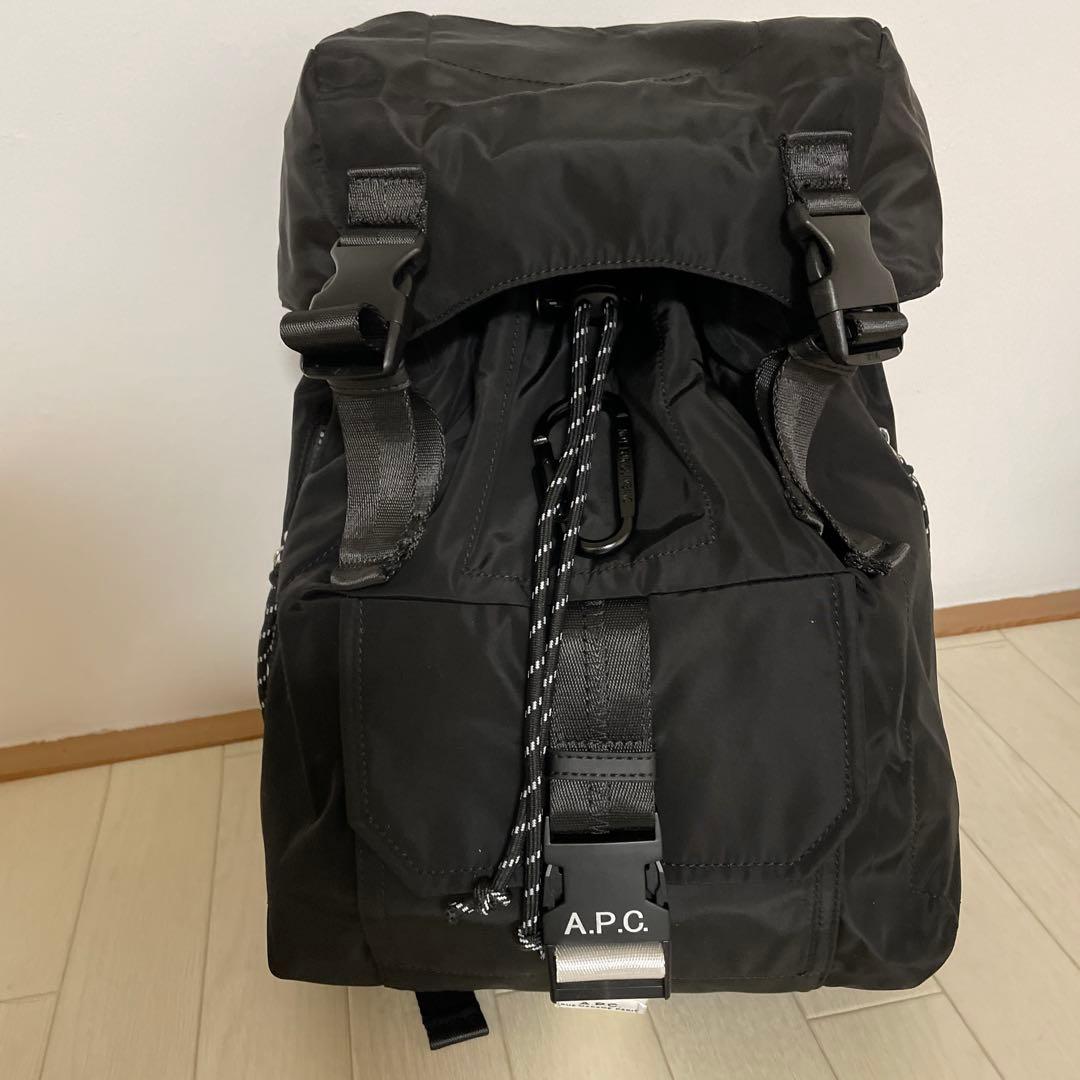 A.P.C. ブラック リュック・バックパック